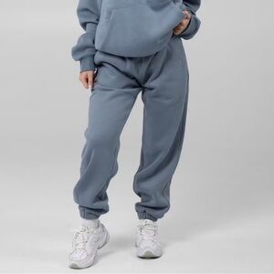 Comfrt Signature Sweatpants